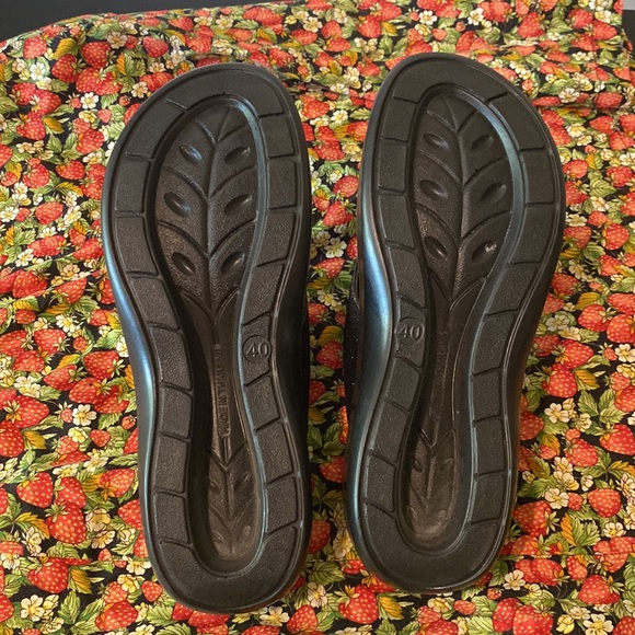 Aerothotic flip flops sz 40 EU 9/9.5 US - Picture 2 of 4